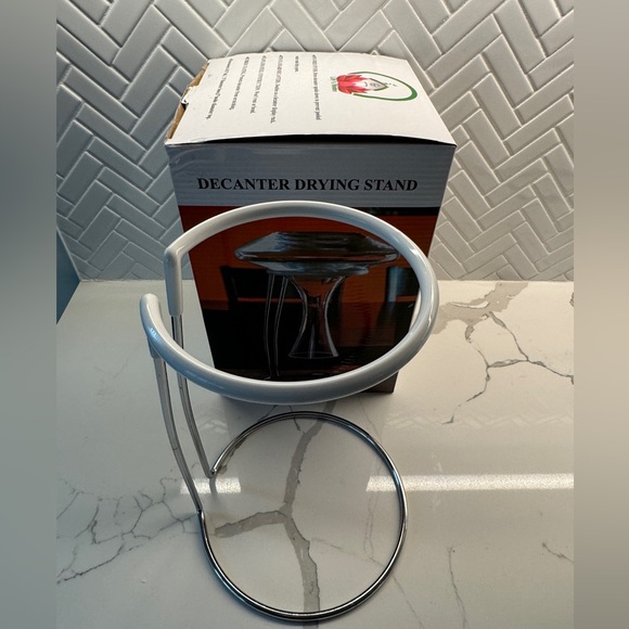 🍷NIB! Wine Decanter Drying Stand Retail $30 - Picture 6 of 7